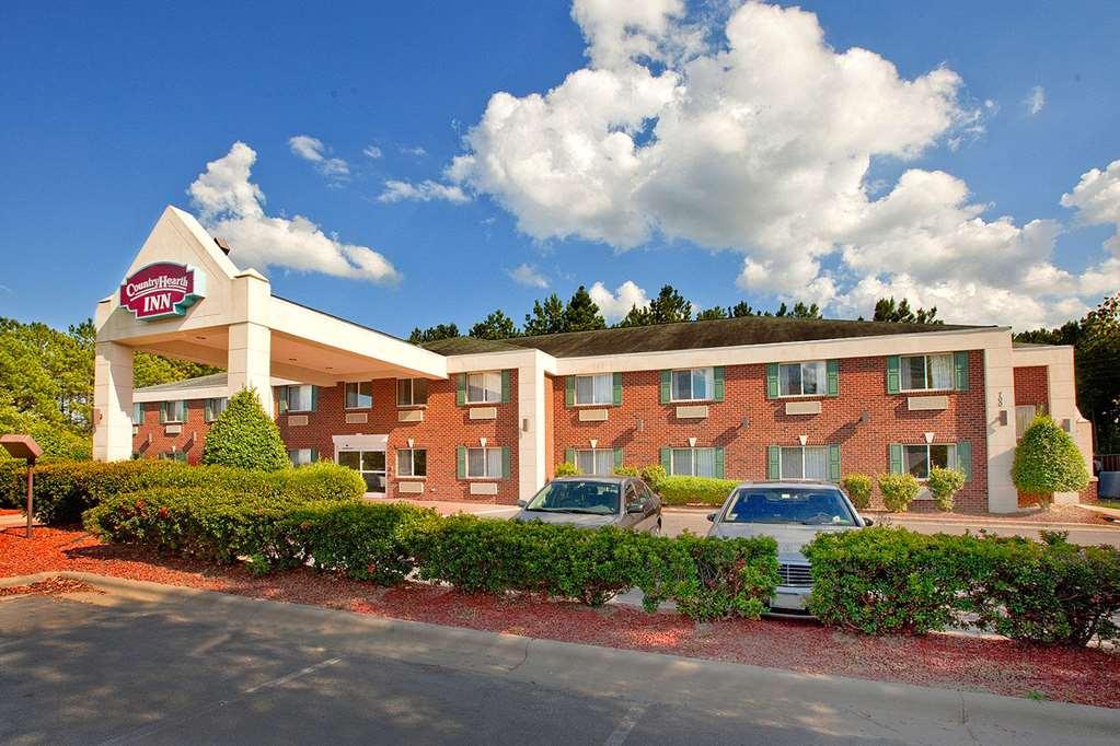 Country Hearth Inn Of Knightdale Екстериор снимка