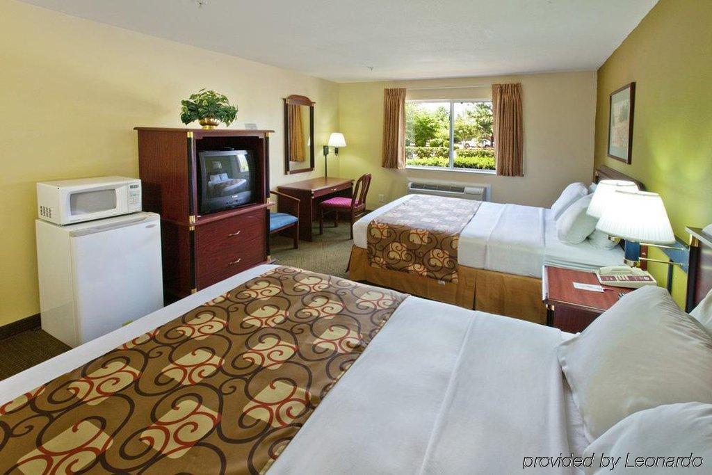 Country Hearth Inn Of Knightdale Стая снимка