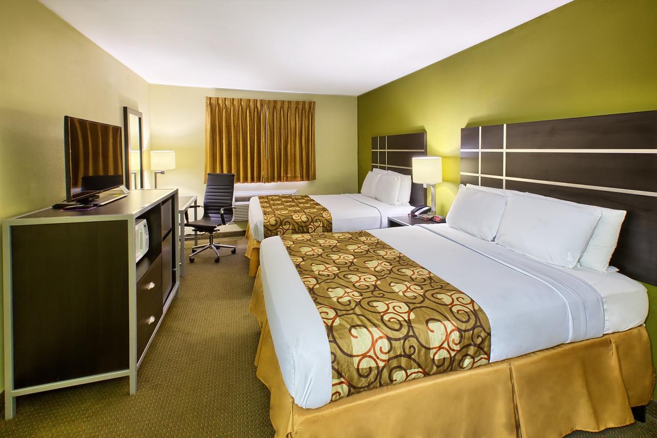 Country Hearth Inn Of Knightdale Екстериор снимка